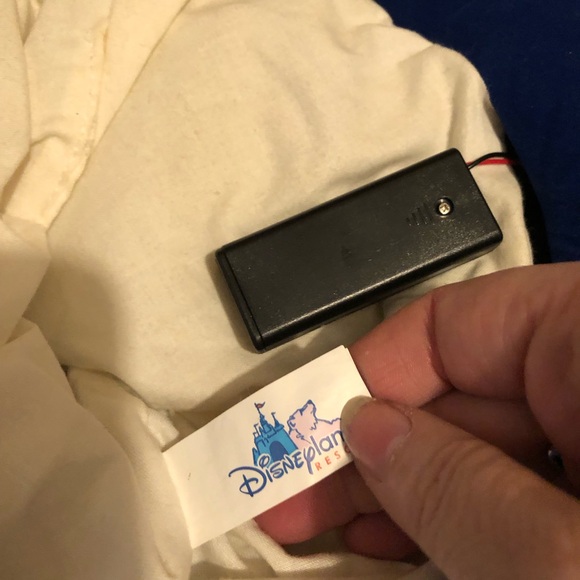 🎃Y2K Disneyland Resort Sorcerer’s Apprentice Light up Hat-789 $35 or $30w/offer - Picture 4 of 7